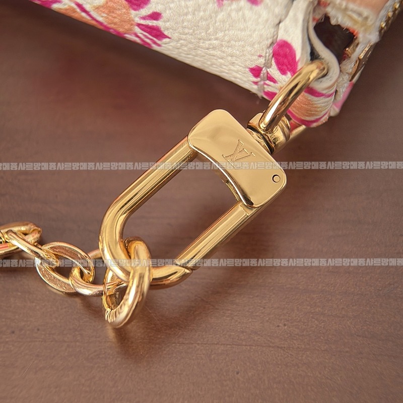 루이비통멀티포쉐트악세수아핑크 20260126-145714-015루.jpg