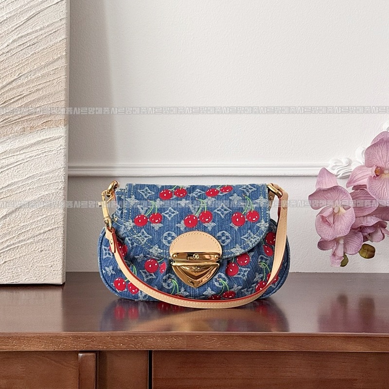 루이비통X무라카미다카시체리선셋데님모노그램 20260127-101658-005루.jpg