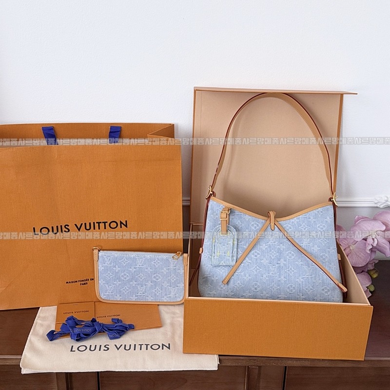 루이비통캐리올PM 20260127-135328-004루.jpg