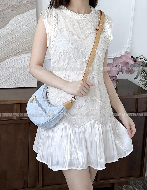 루이비통루프모노그램숄더백 20260127-142154-001루.jpg