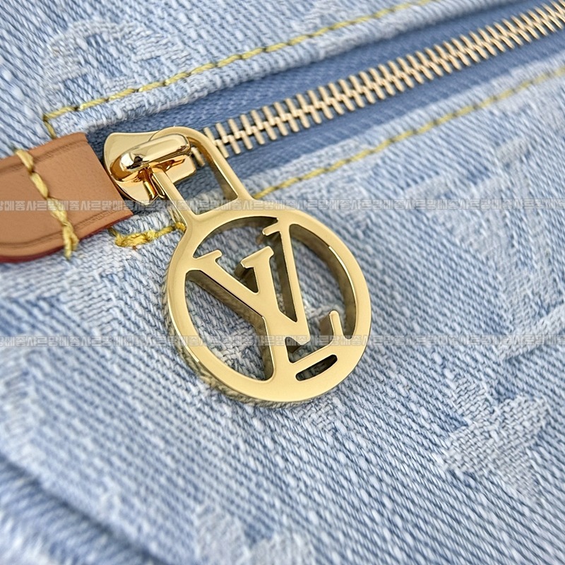 루이비통루프모노그램숄더백 20260127-142155-010루.jpg