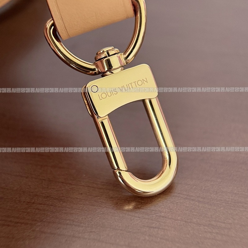 루이비통루프모노그램숄더백 20260127-142156-015루.jpg