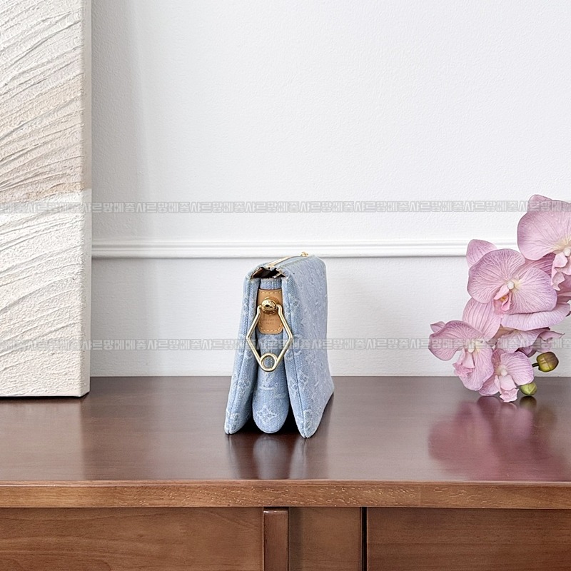 루이비통쿠상BB스카이블루데님 20260127-142833-007루.jpg