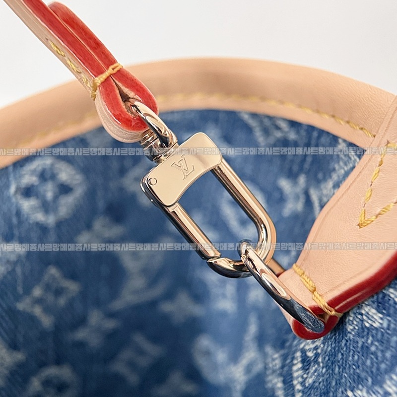 루이비통모노그램데님캐리올MM  20260127-150744-014루.jpg