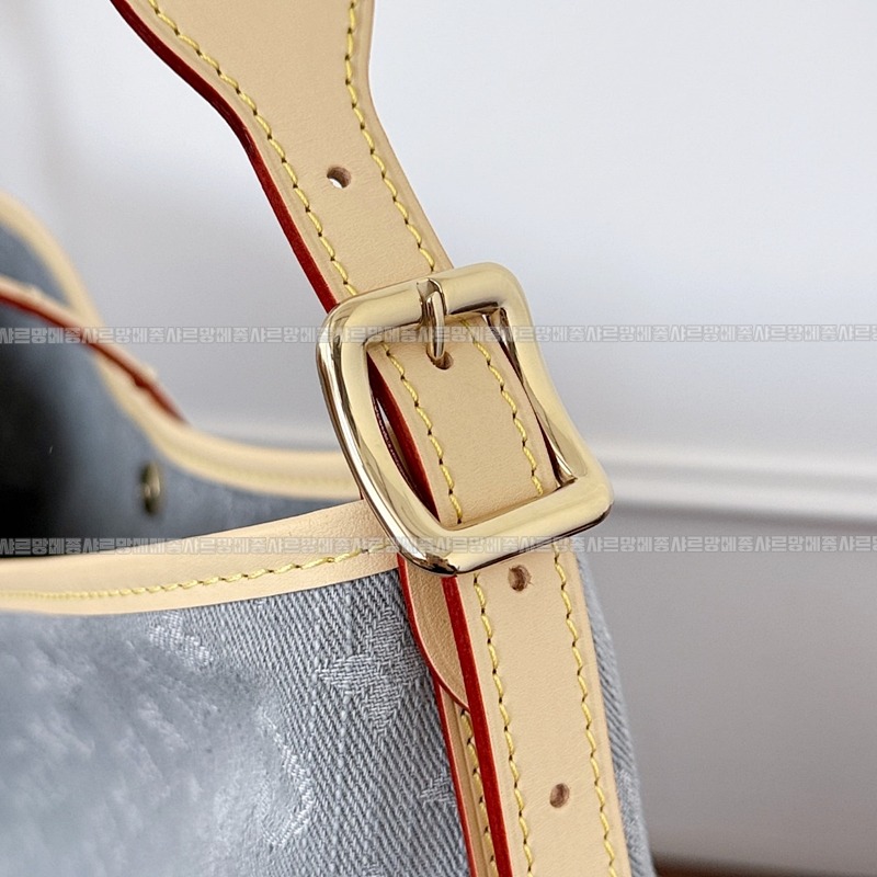 루이비통캐리올PM숄더백  20260127-151437-010루.jpg