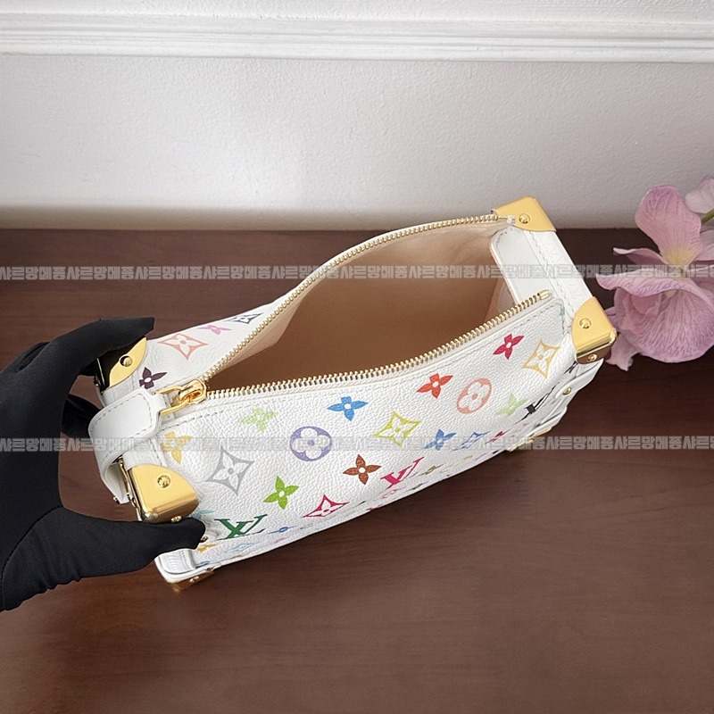 루이비통X무라카미다카시사이드크렁크MM  20260127-160043-020루.jpg