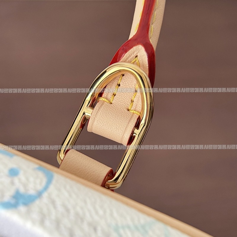 루이비통X무라카미캐시올이스트웨스트  20260127-160655-014루.jpg