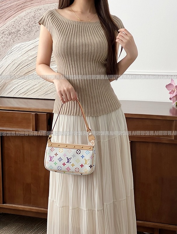 루이비통XTM포쉐트악세수아 20260127-170239-003루.jpg