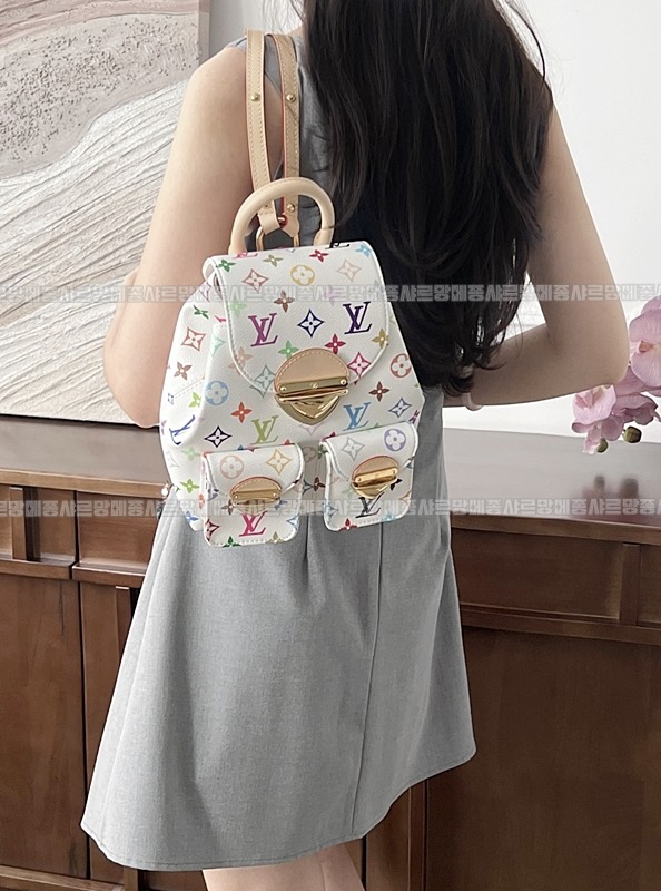 루이비통X무라카미타카시베니스백팩 20260127-170914-001루.jpg