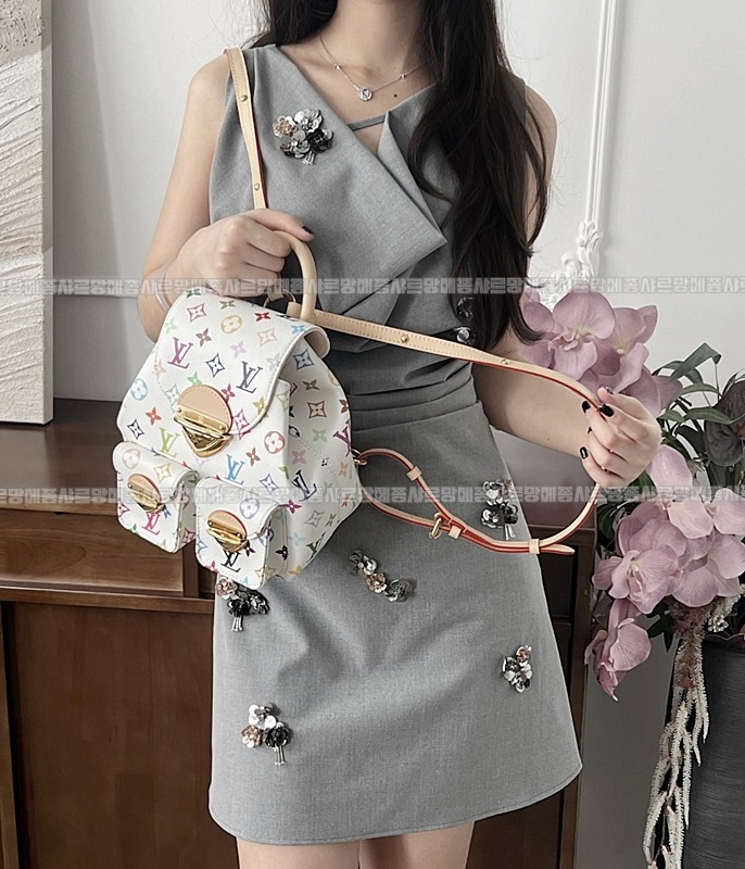 루이비통X무라카미타카시베니스백팩 20260127-170914-002루.jpg