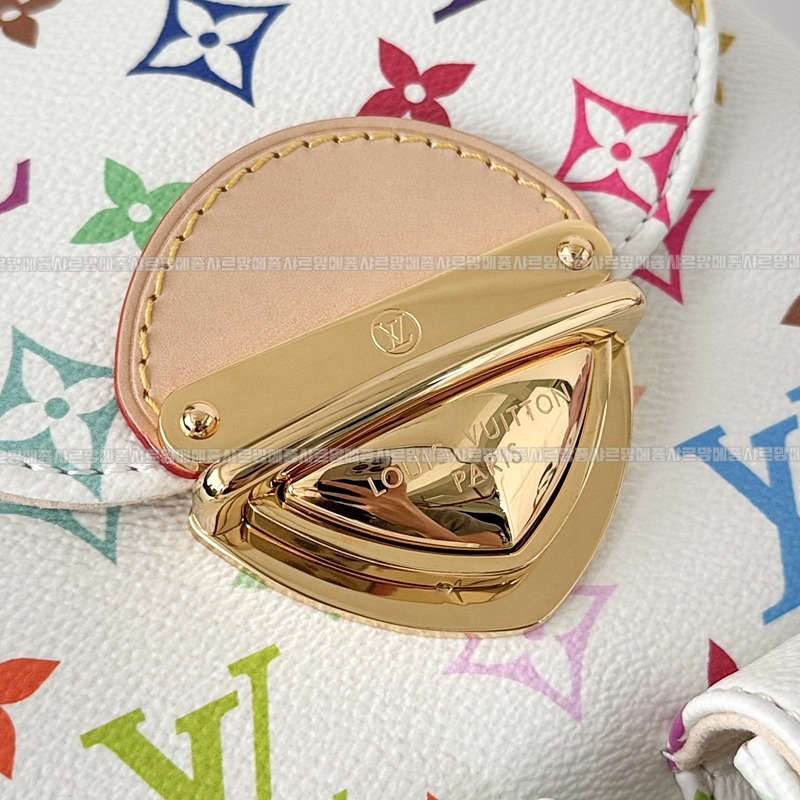 루이비통X무라카미타카시베니스백팩 20260127-170915-011루.jpg