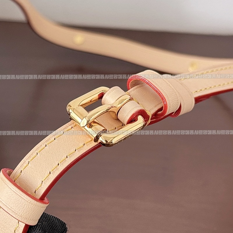 루이비통X무라카미타카시베니스백팩 20260127-170916-016루.jpg