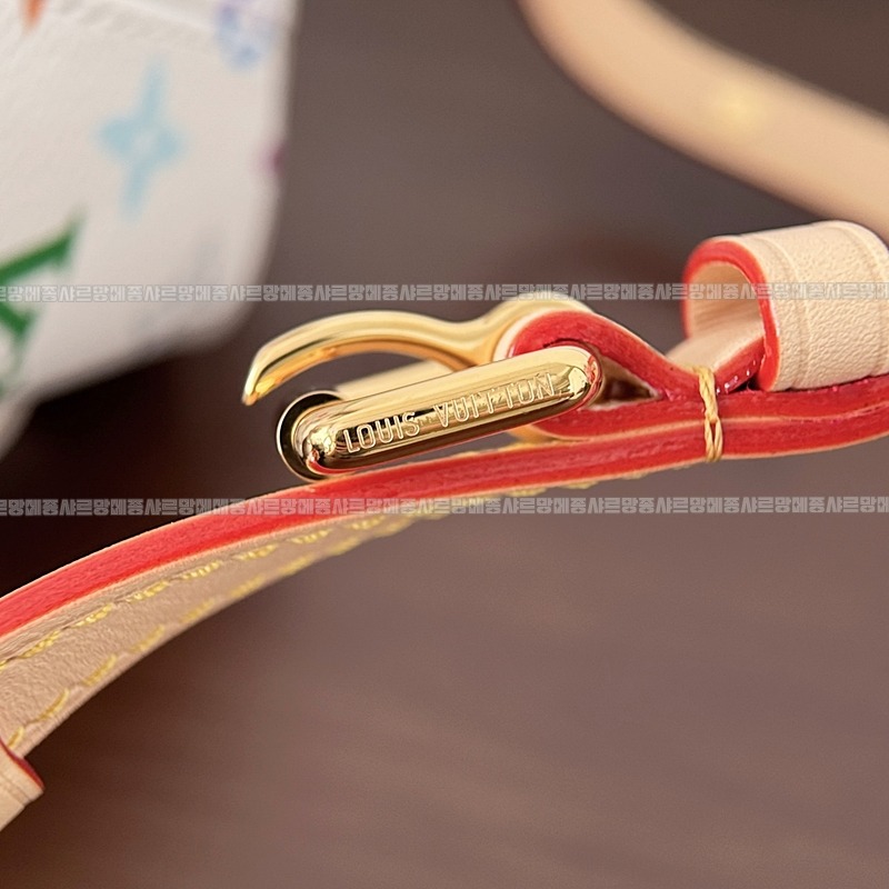 루이비통X무라카미타카시베니스백팩 20260127-170916-017루.jpg