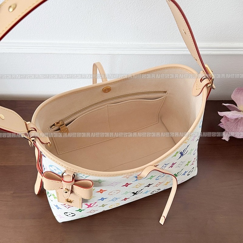 루이비통X무라카미타카시캐리올PM 20260128-140602-018루.jpg