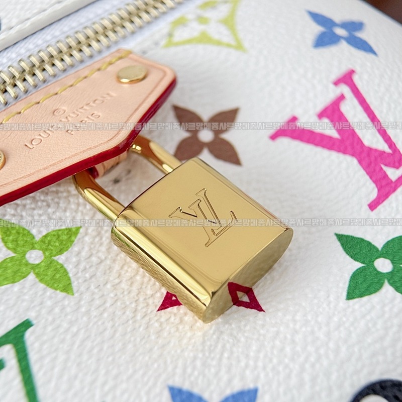 루이비통X무라카미타카시베니티체인파우치 20260128-141124-013루.jpg