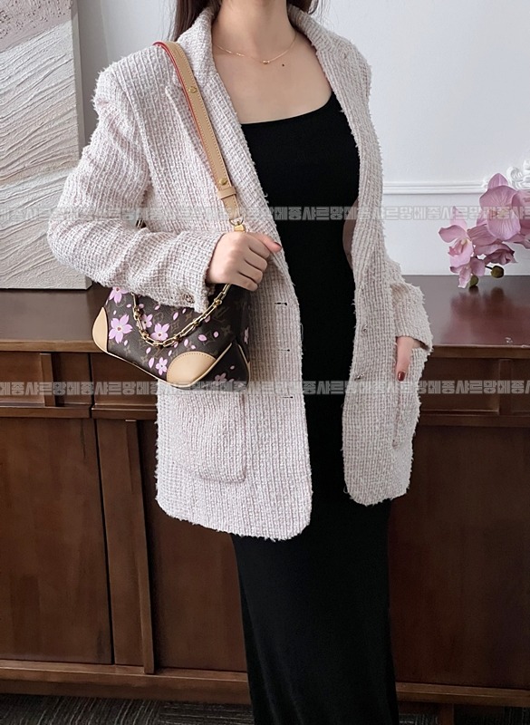 루이비통X타카시무라카미불로뉴PM 20260128-152636-003루.jpg