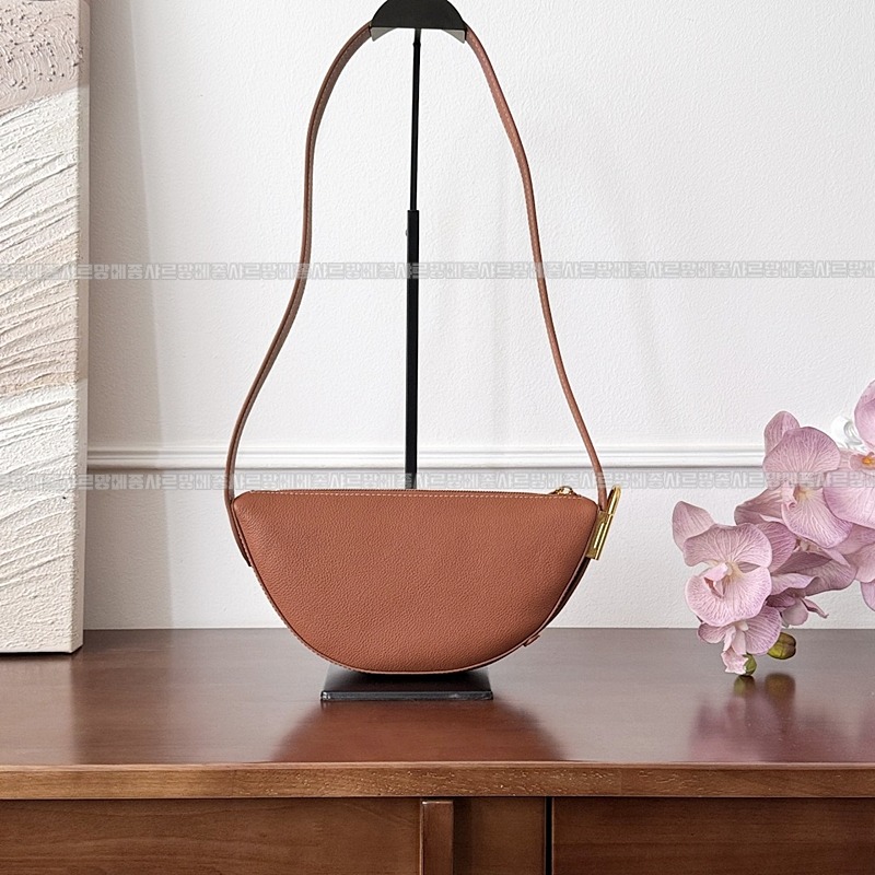 루이비통로우키범백 20260129-120317-006루.jpg