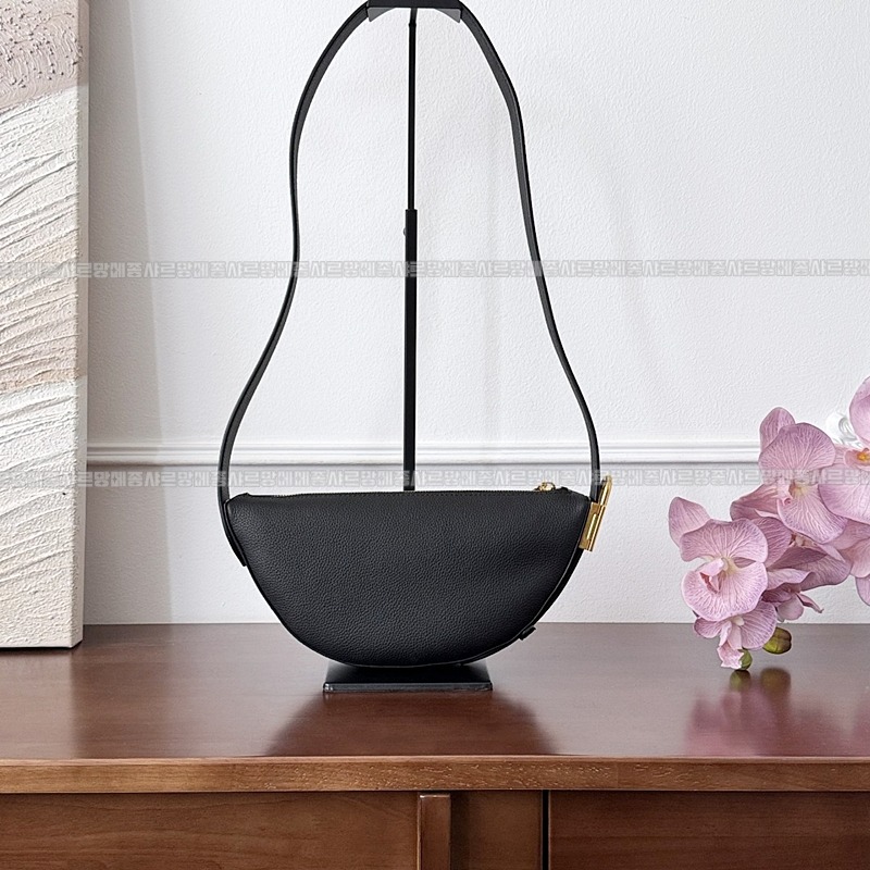 루이비통로우키범백 20260129-120702-006루.jpg