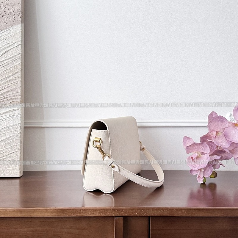 루이비통소프트트위스트 20260129-121440-007루.jpg