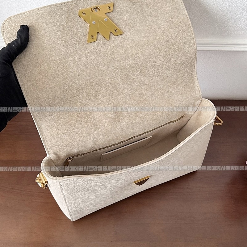 루이비통소프트트위스트 20260129-121441-017루.jpg