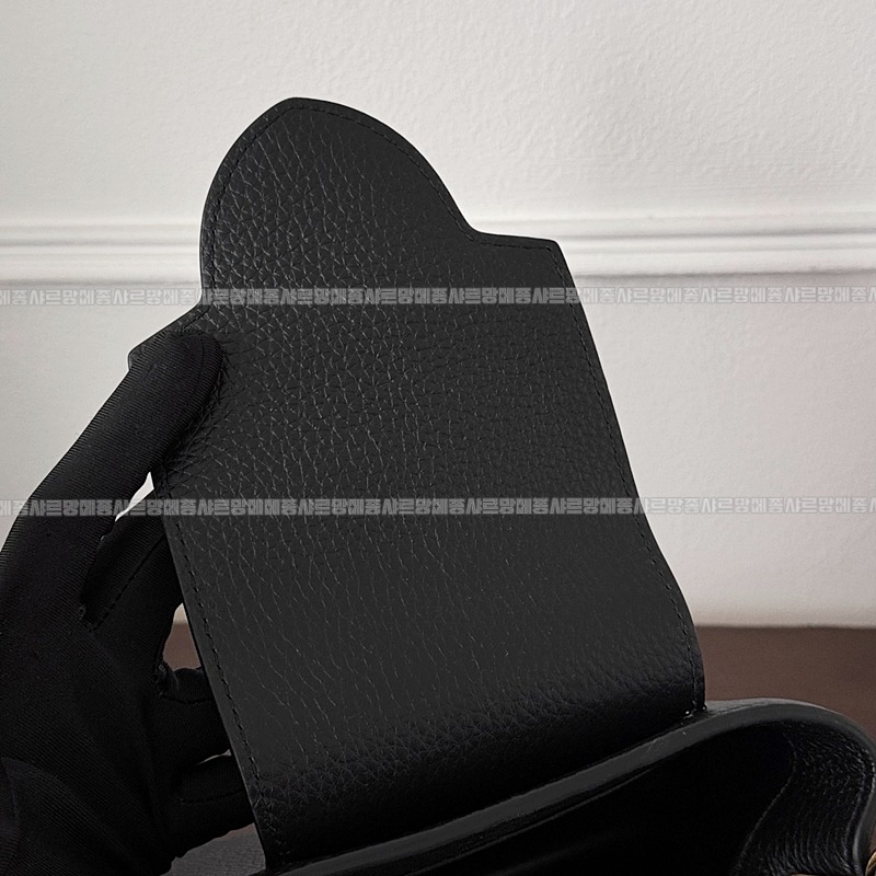 루이비통카퓌신BB 20260129-130059-015루.jpg