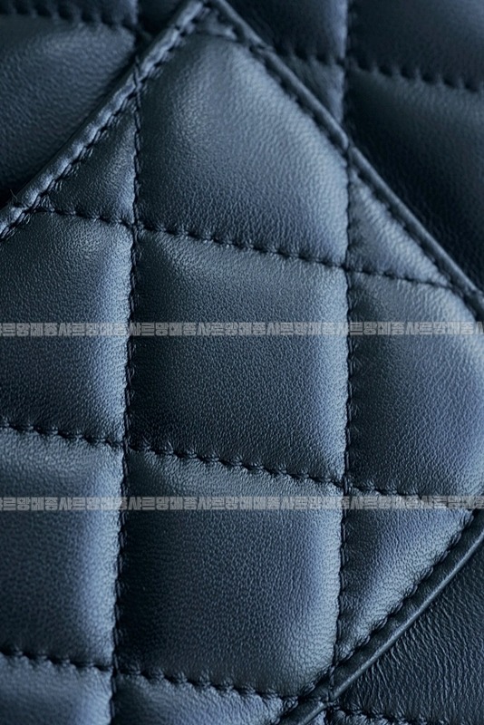 샤넬트렌디CC탑핸들뉴미니백 20260130-164820-018루.jpg