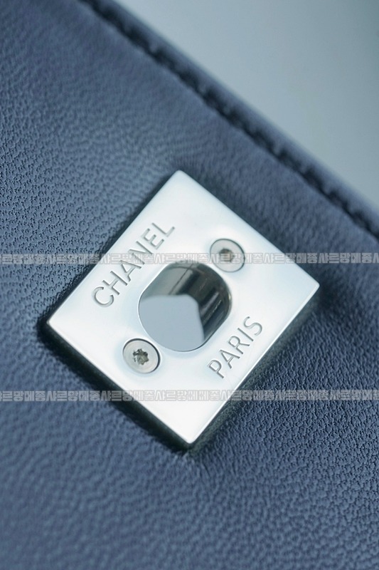 샤넬트렌디CC탑핸들뉴미니백 20260130-164821-025루.jpg