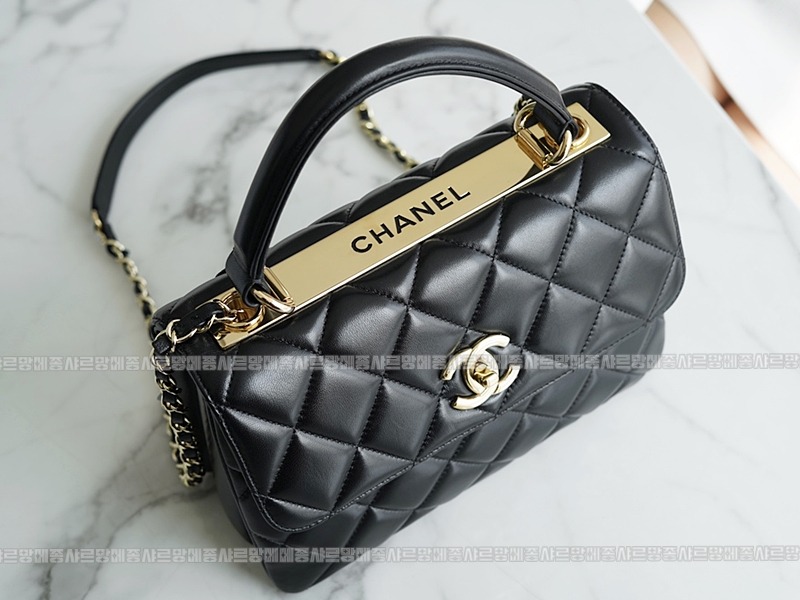 샤넬트렌디CC탑핸들플립백 20260130-165913-012루.jpg