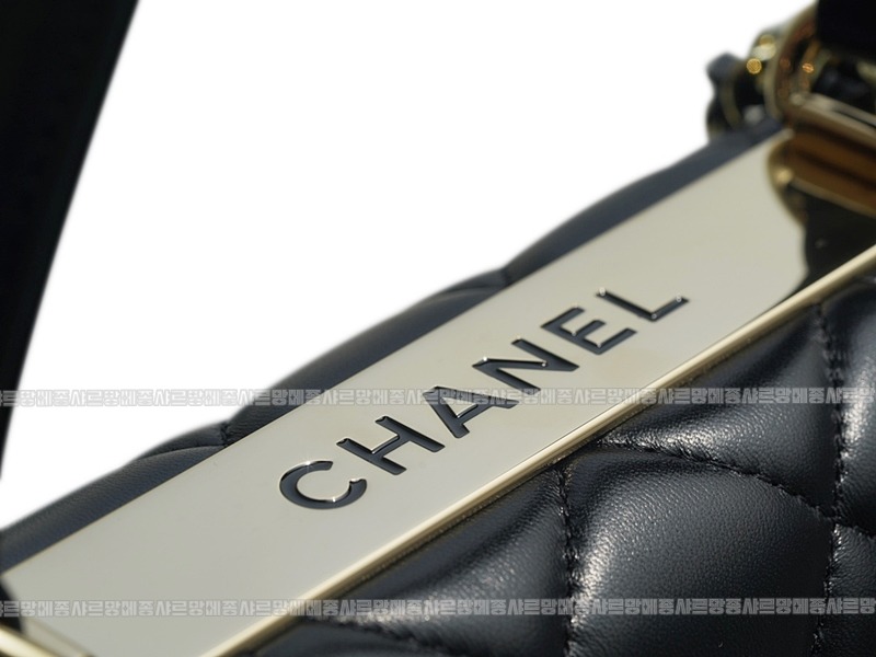 샤넬트렌디CC탑핸들플립백 20260130-165913-014루.jpg