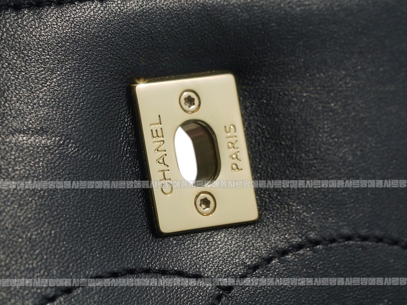 샤넬트렌디CC탑핸들플립백 20260130-165914-019루.jpg