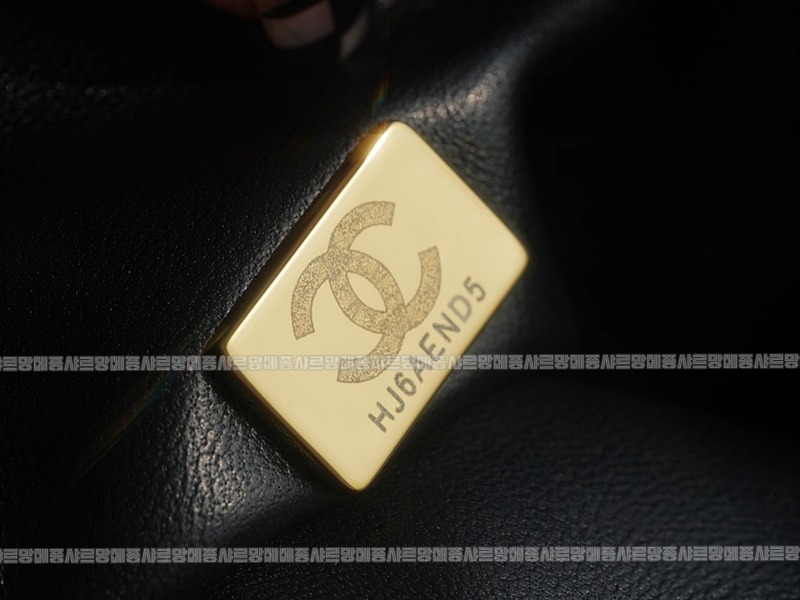 샤넬트렌디CC탑핸들플립백 20260130-165914-020루.jpg