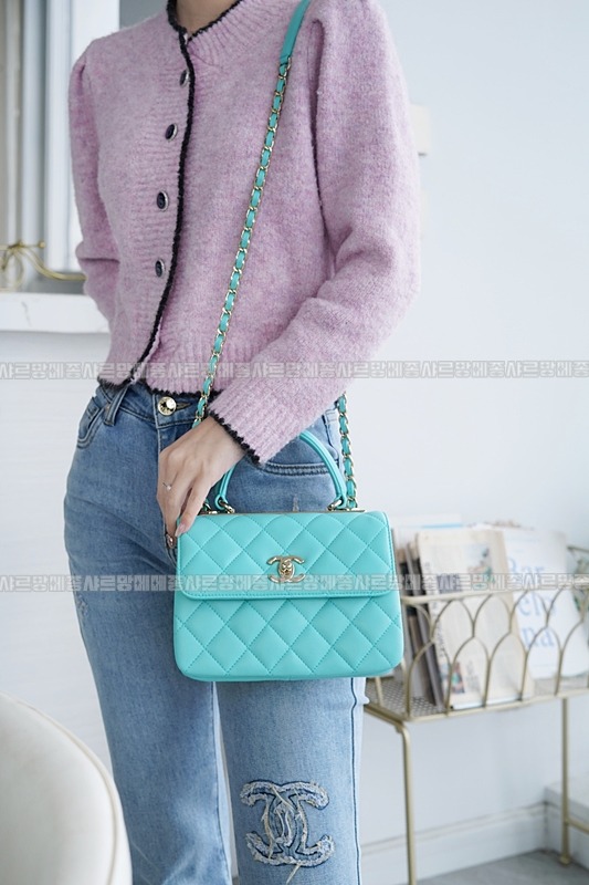 샤넬트렌디CC탑핸들플립백 20260130-170455-005루.jpg