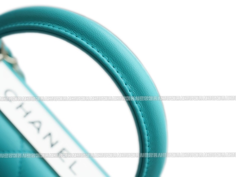 샤넬트렌디CC탑핸들플립백 20260130-170457-021루.jpg