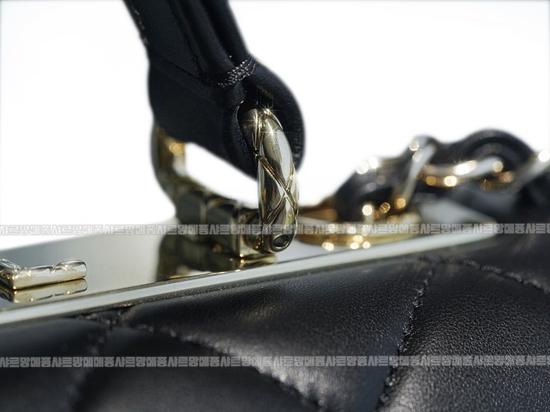 샤넬트렌디CC탑핸들플립백 wsxc1769854053566_8루.jpg