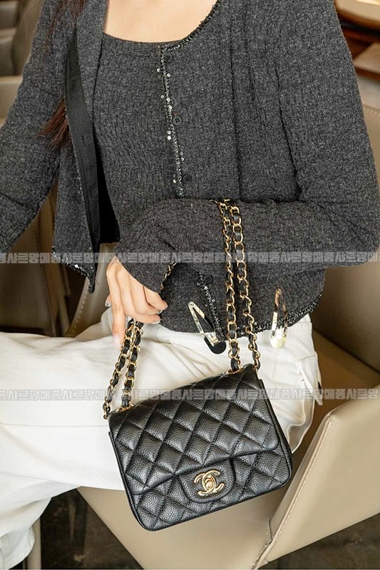 샤넬클래식플랩미니스퀘어백 20260131-120514-004루.jpg