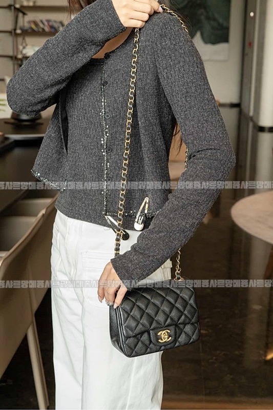 샤넬클래식플랩미니스퀘어백 20260131-120516-009루.jpg