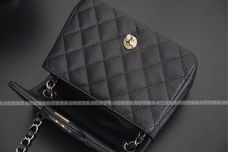 샤넬클래식플랩미니스퀘어백 20260131-120516-014루.jpg