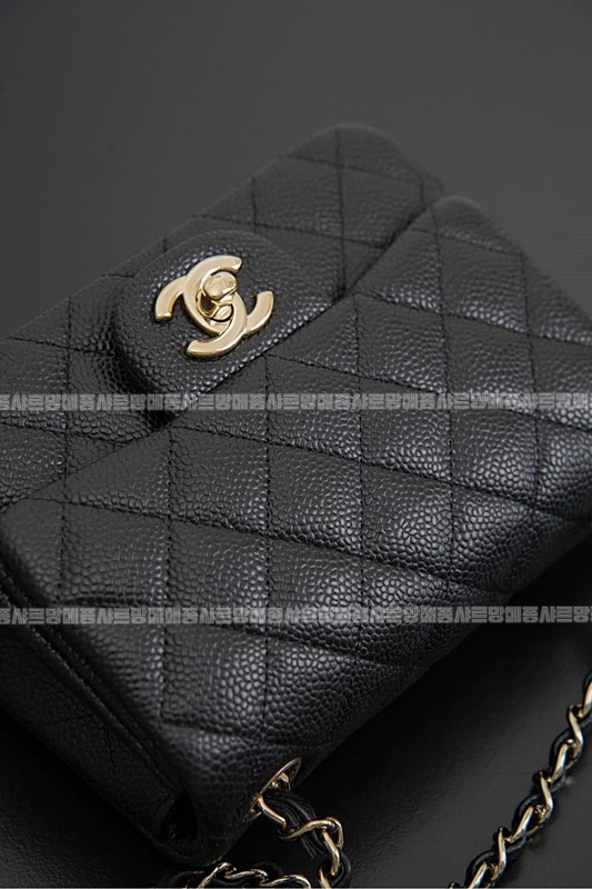 샤넬클래식플랩미니스퀘어백 20260131-120517-019루.jpg