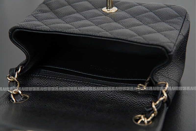 샤넬클래식플랩미니스퀘어백 20260131-120519-039루.jpg