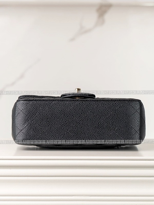 샤넬클래식플랩백미니 20260131-145649-016루.jpg