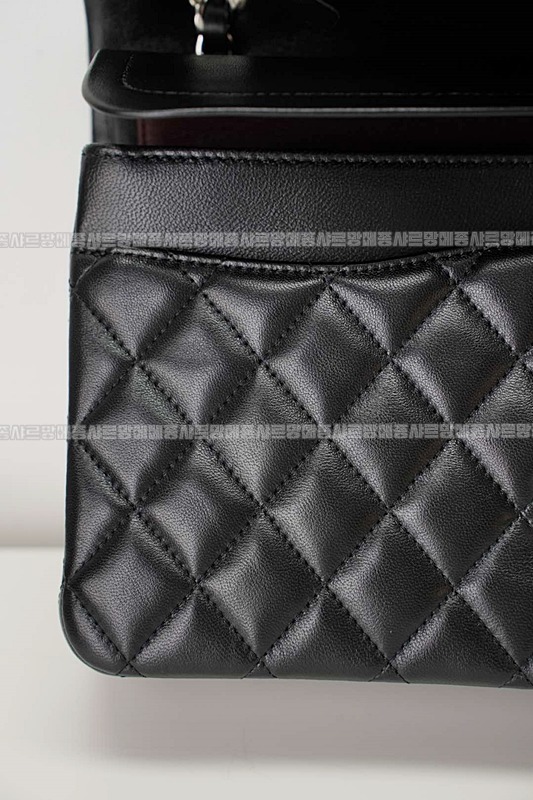 샤넬클래식미듐플랩백불랙은장 20260201-104331-032루.jpg