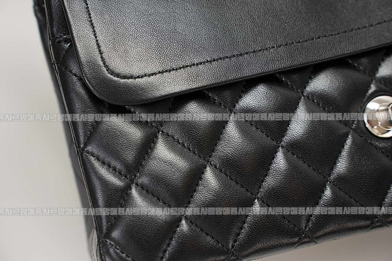 샤넬클래식미듐플랩백불랙은장 20260201-104331-033루.jpg