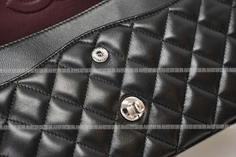 샤넬클래식미듐플랩백불랙은장 20260201-104331-034루.jpg