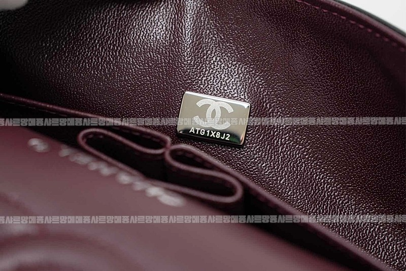 샤넬클래식미듐플랩백불랙은장 20260201-104332-040루.jpg