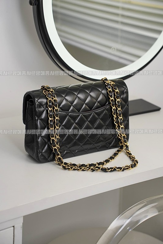 샤넬클래식미니듐플랩백불랙금장 20260201-111937-013루.jpg