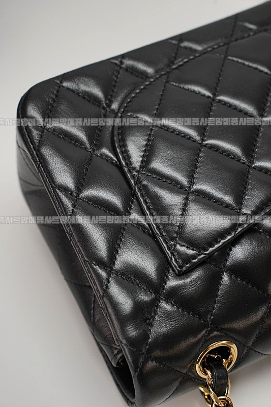 샤넬클래식미니듐플랩백불랙금장 20260201-111938-018루.jpg