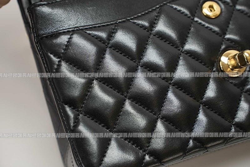 샤넬클래식미니듐플랩백불랙금장 20260201-111938-022루.jpg