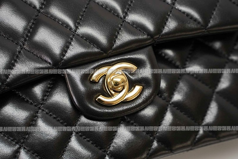 샤넬클래식미니듐플랩백불랙금장 20260201-111938-024루.jpg