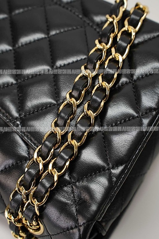 샤넬클래식미니듐플랩백불랙금장 20260201-111939-029루.jpg