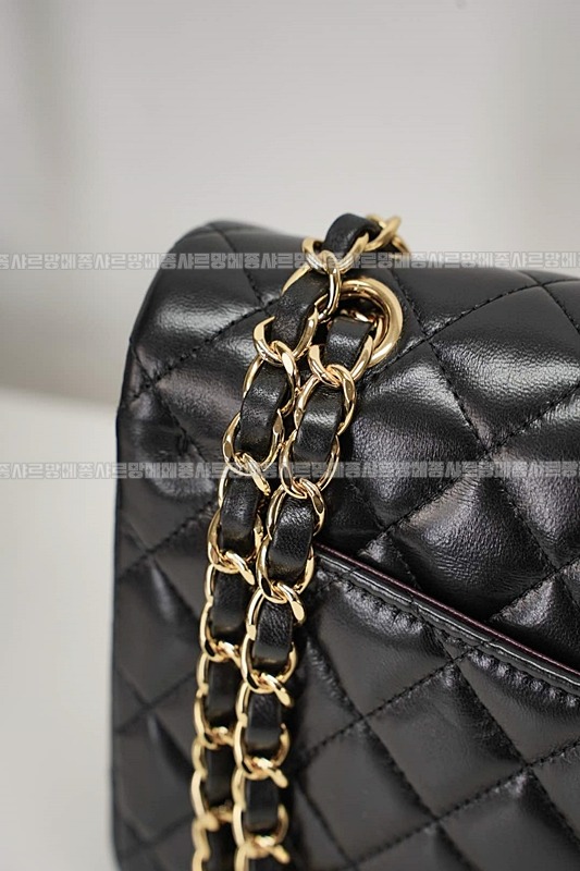 샤넬클래식미니듐플랩백불랙금장 20260201-111939-030루.jpg